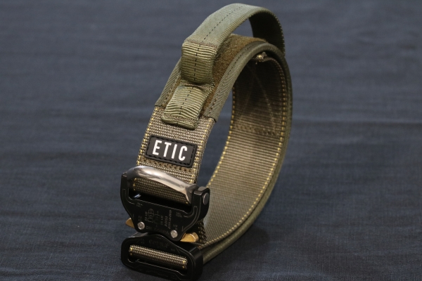 Hetzhalsband oliv
